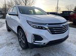 White[Iridescent Pearl Tricoat] 2024 Chevrolet Equinox Right Front Corner Photo in Edmonton AB