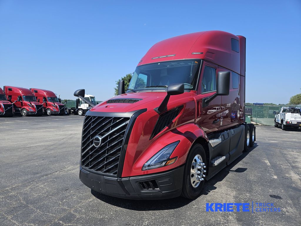 Image of 2025 VOLVO VNL64T860