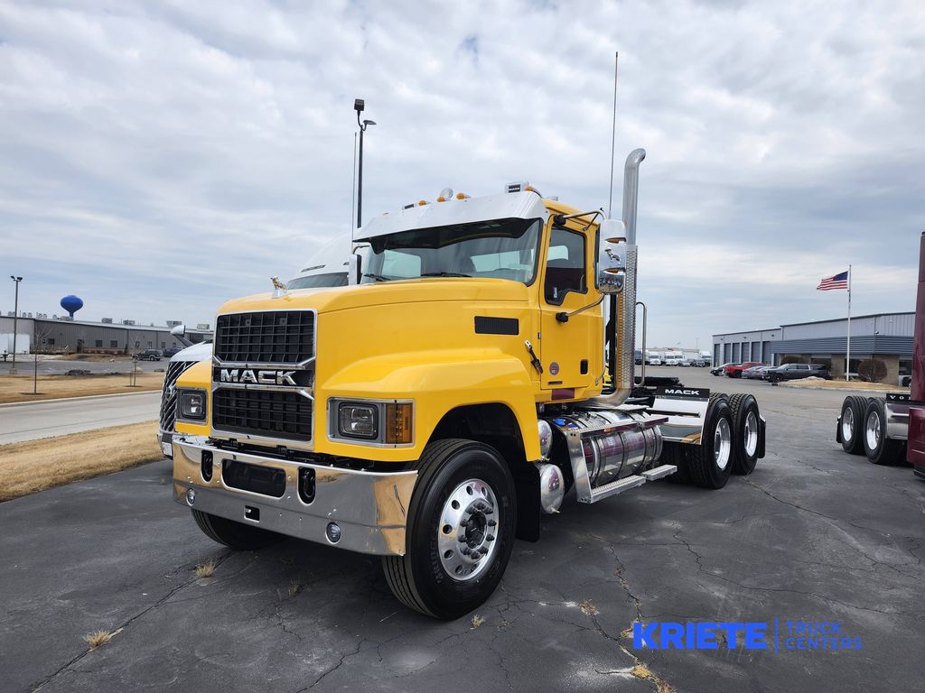 Image of 2026 MACK PI64T DC