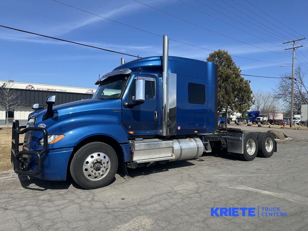  2023 INTERNATIONAL LT62F