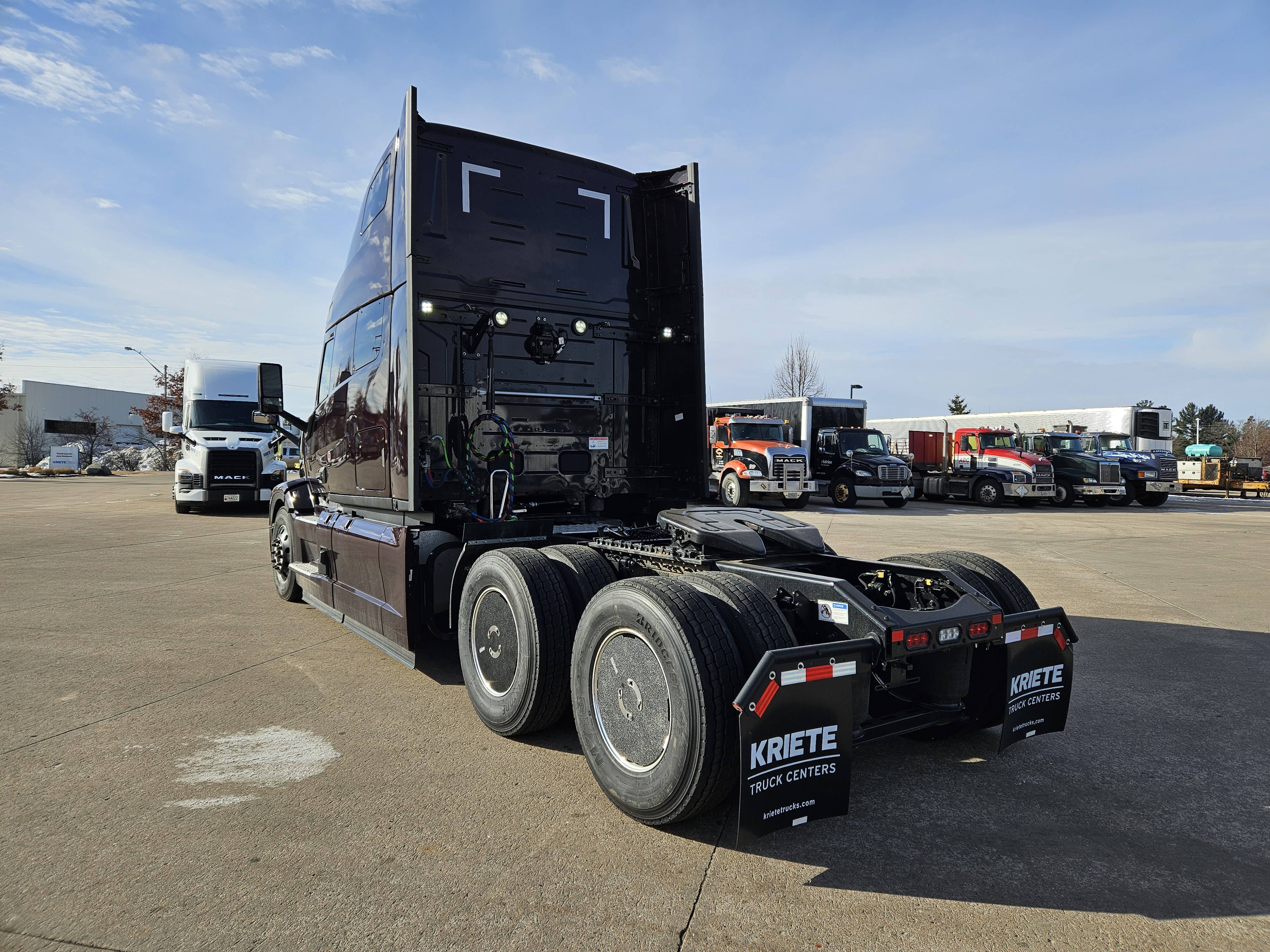 Slide images of 2026 MACK PIONEER 64T 76H