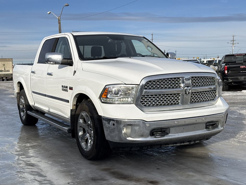 2015 RAM 1500 Laramie Crew Cab 4WD