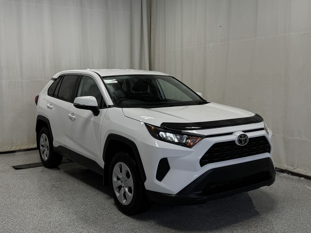 2024 Toyota RAV4 LE AWD