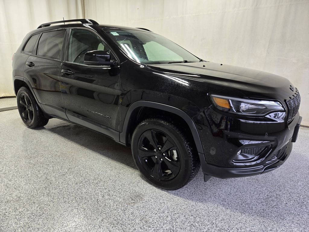 2023 Jeep Cherokee Altitude 4WD
