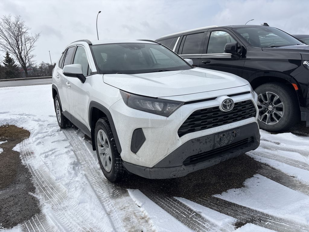 2021 Toyota RAV4 LE AWD