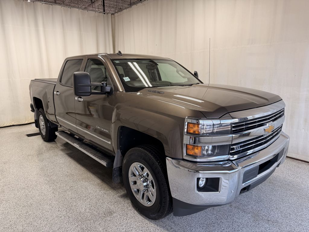 2015 Chevrolet Silverado 3500HD LTZ Crew Cab 4WD