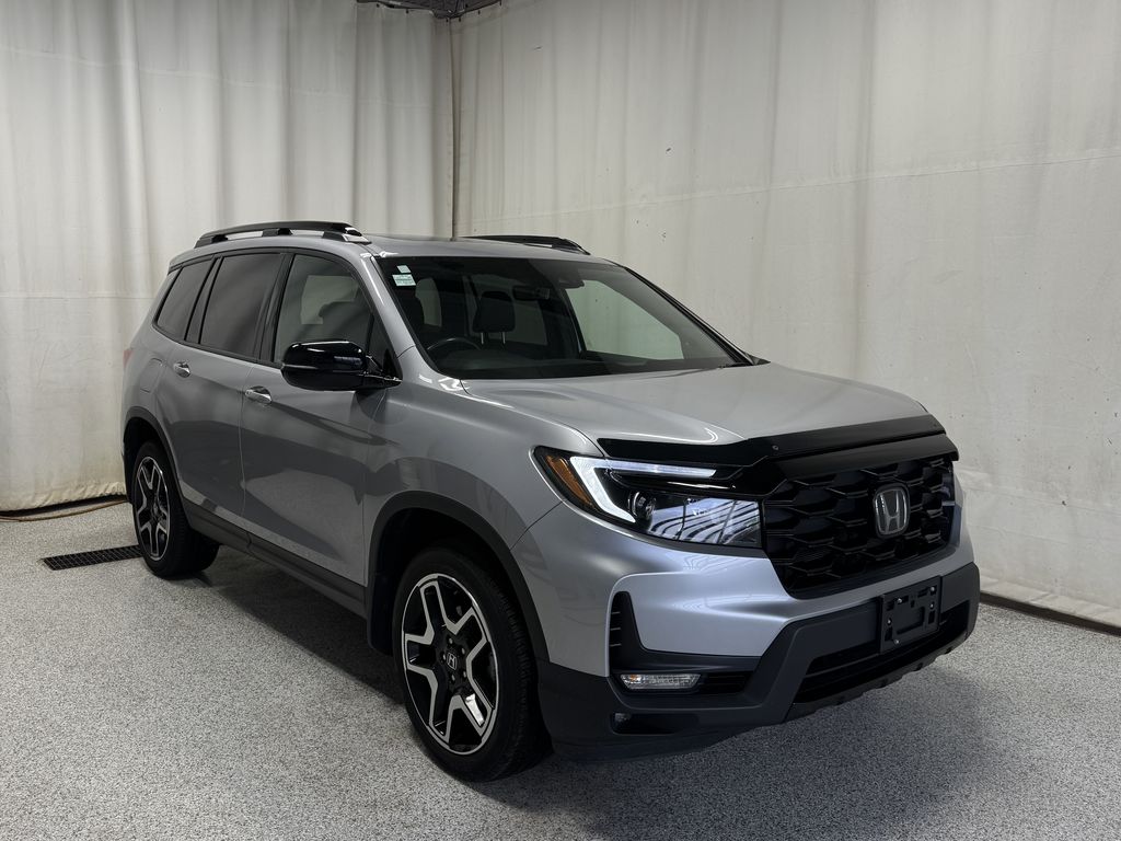 Silver 2022 Honda Passport Touring AWD SUV / Crossover 9-Speed Automatic