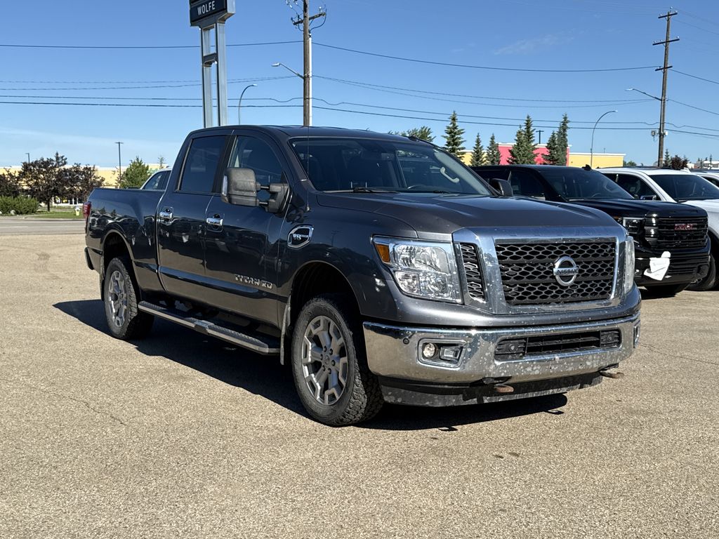 2017 Nissan Titan