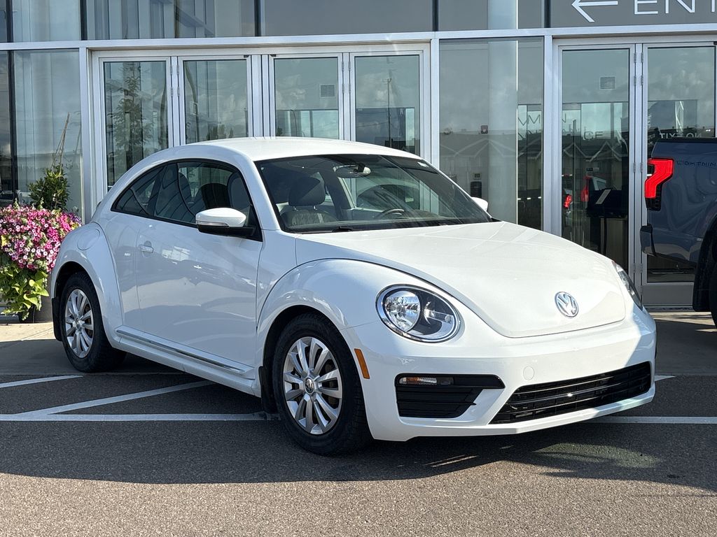 2017 Volkswagen Beetle Hatchback 6-Speed Automatic