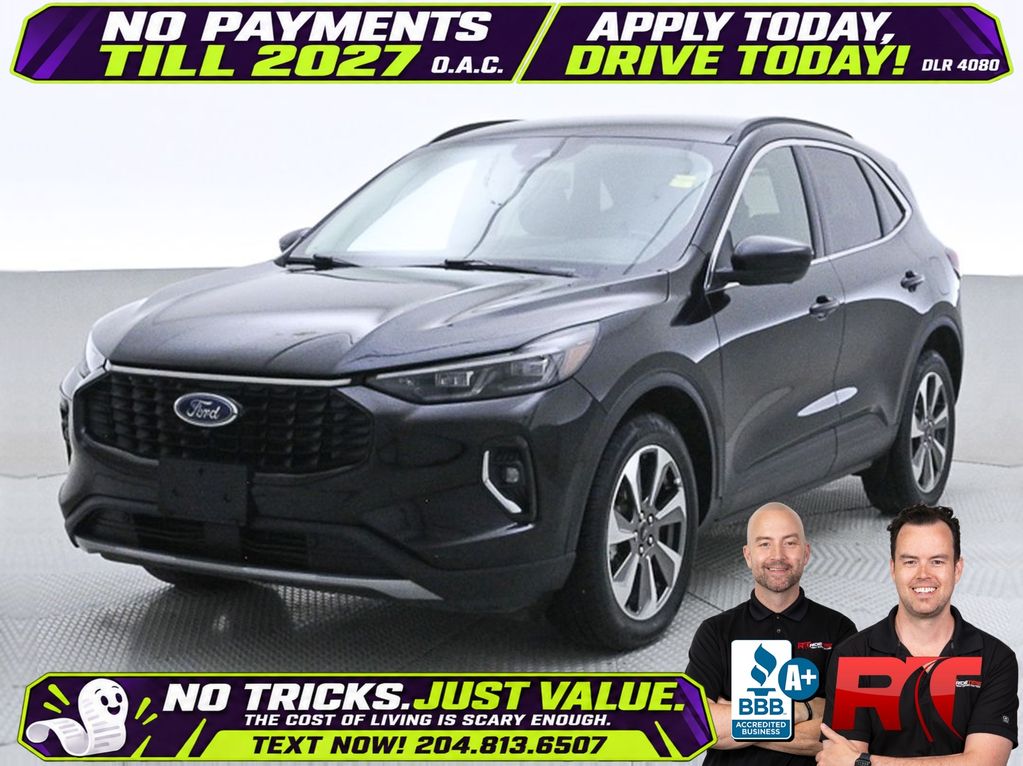  2023 Ford Escape Platinum AWD   