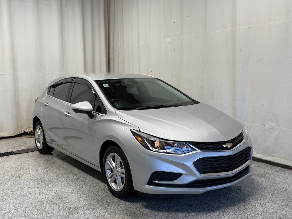2018 Chevrolet Cruze LT Hatchback FWD