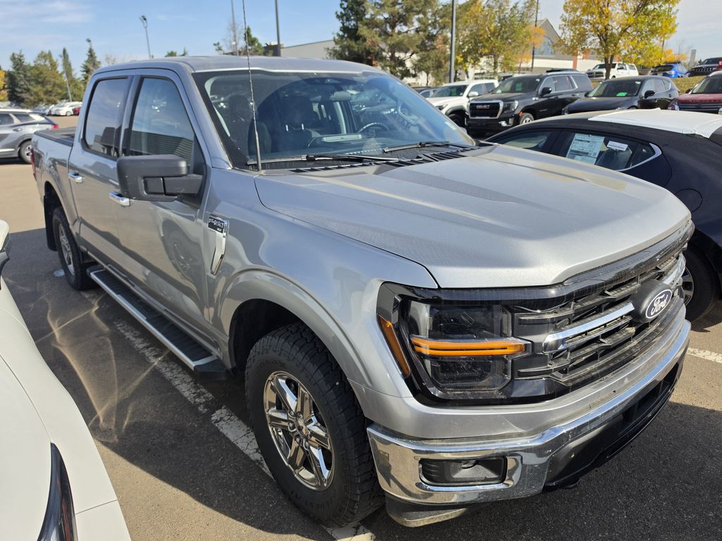  2025 Ford F-150 XLT SuperCrew 4WD   