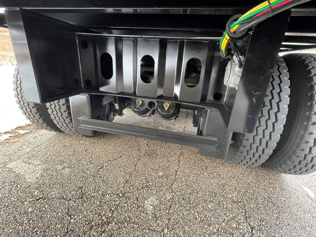 Slide images of 2023 Cross Country 533SH Scrap Hauler Trailer