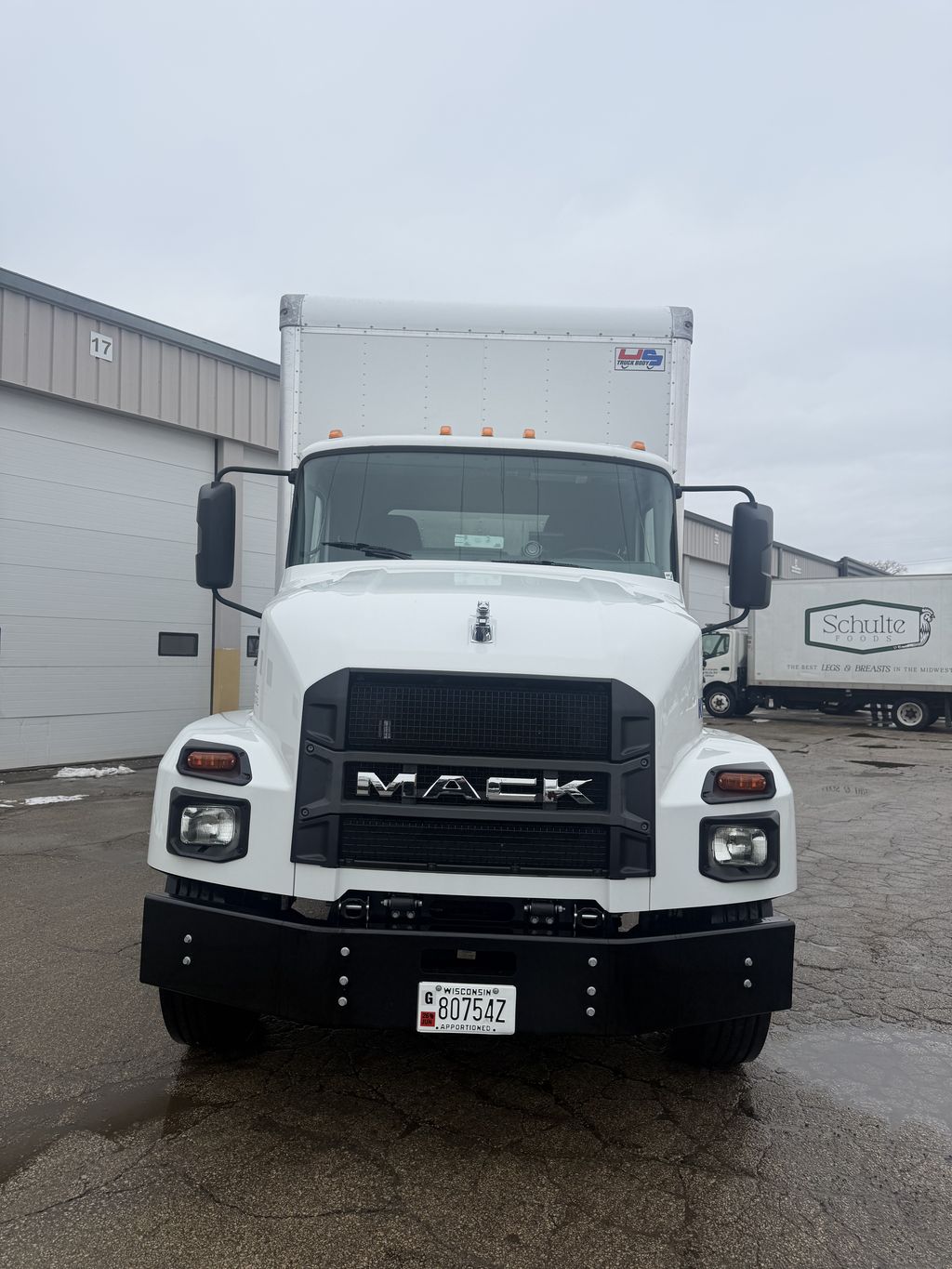 Slide images of Box Truck Rentals