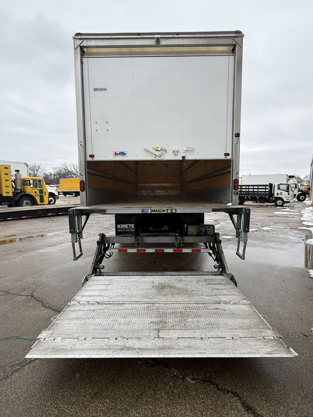 Slide images of Box Truck Rentals