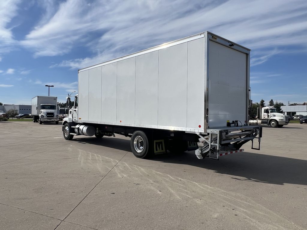 Slide images of 2025 MACK MD642