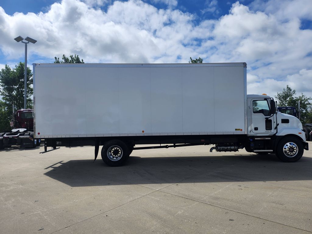 Slide images of 2025 MACK MD642