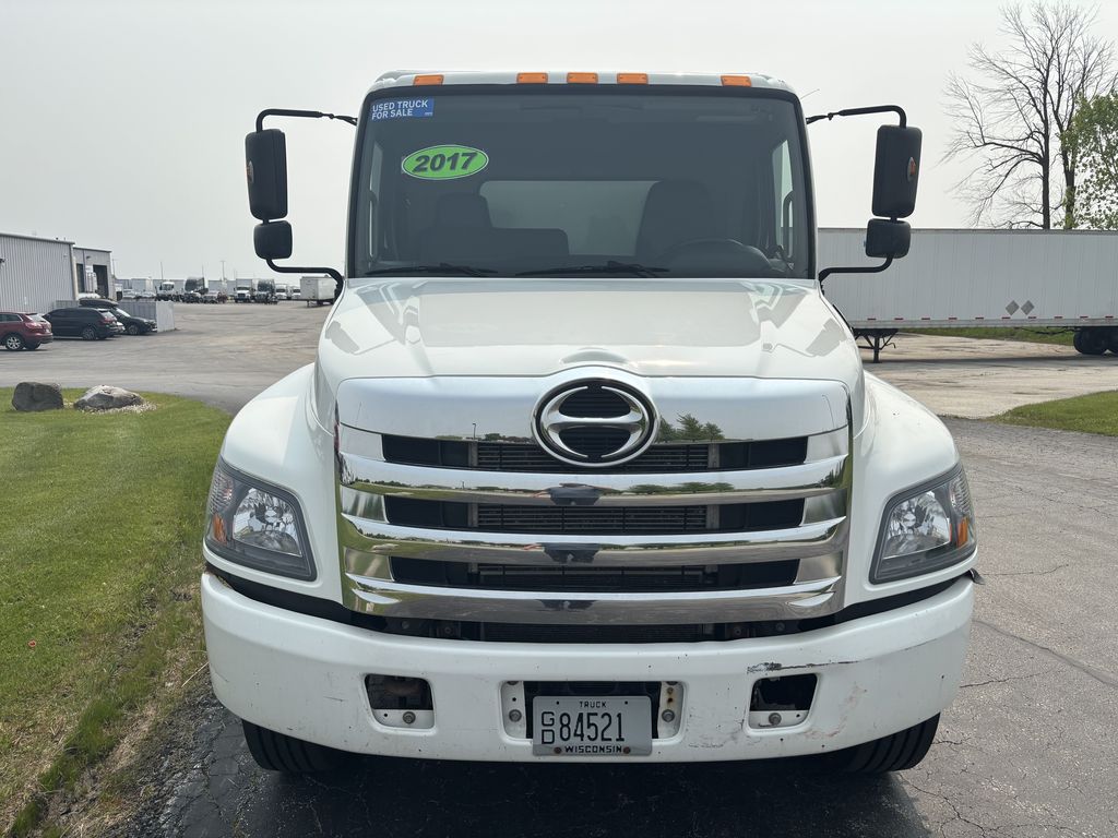 Slide images of 2017 HINO 268