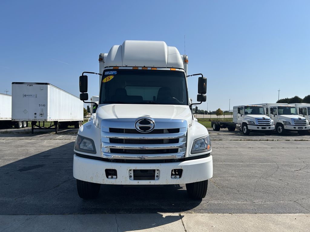 Slide images of 2018 HINO 338