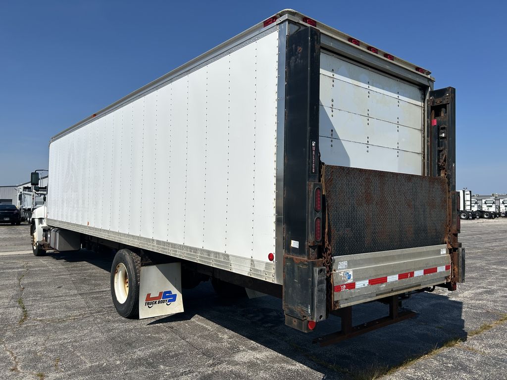 Slide images of 2018 HINO 338