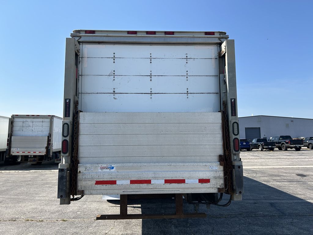 Slide images of 2018 HINO 338