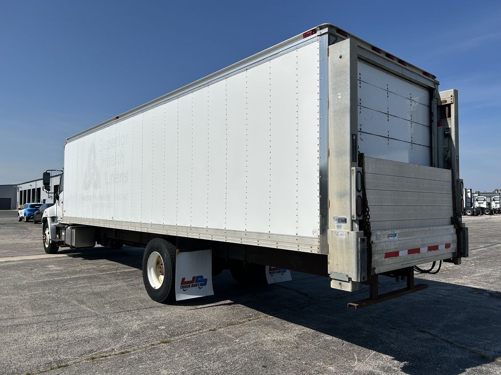 Slide images of 2018 HINO 338