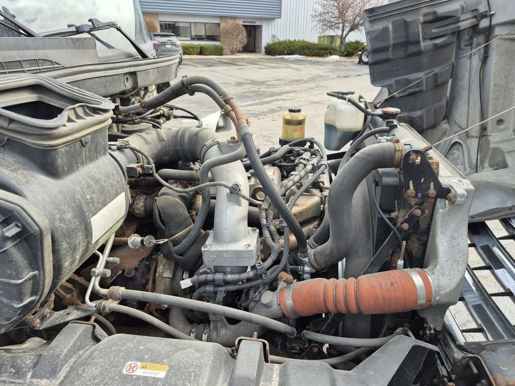 Slide images of 2018 HINO 338