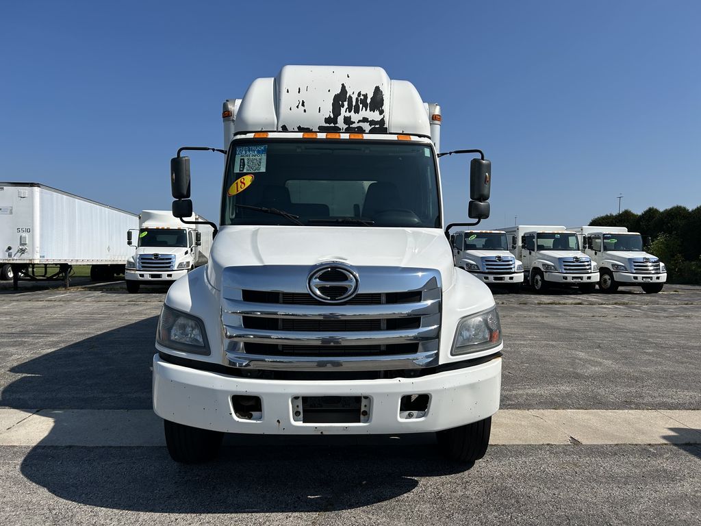 Slide images of 2018 HINO 338