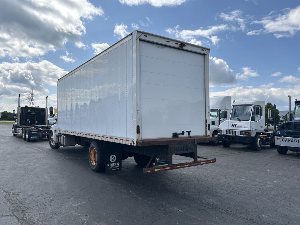 Slide images of 2019 HINO 338