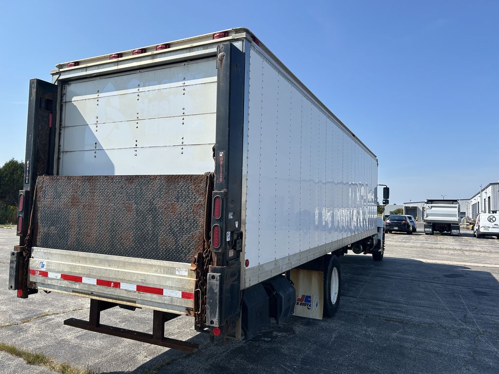 Slide images of 2019 HINO 338