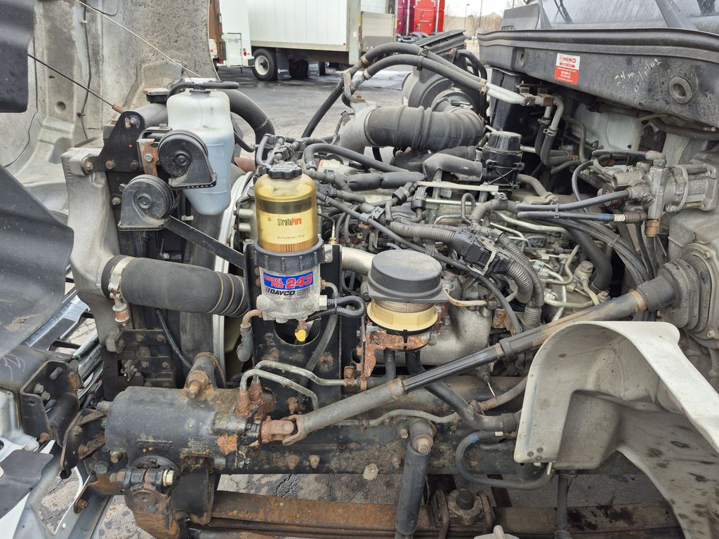 Slide images of 2019 HINO 338
