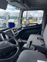 Slide images of 2019 HINO 338