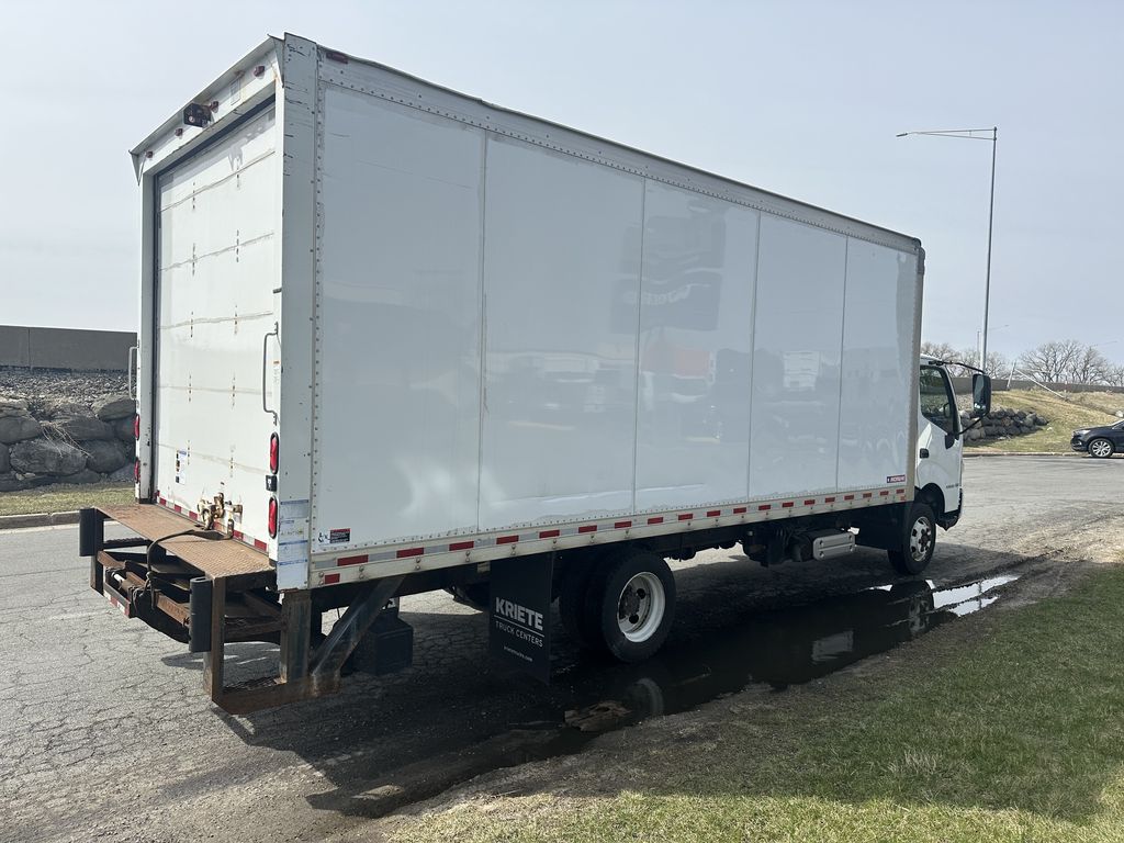 Slide images of 2018 HINO 155