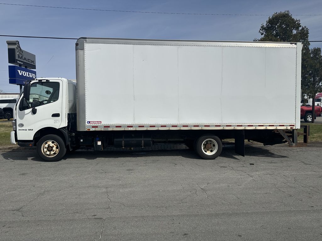 Slide images of 2018 HINO 155