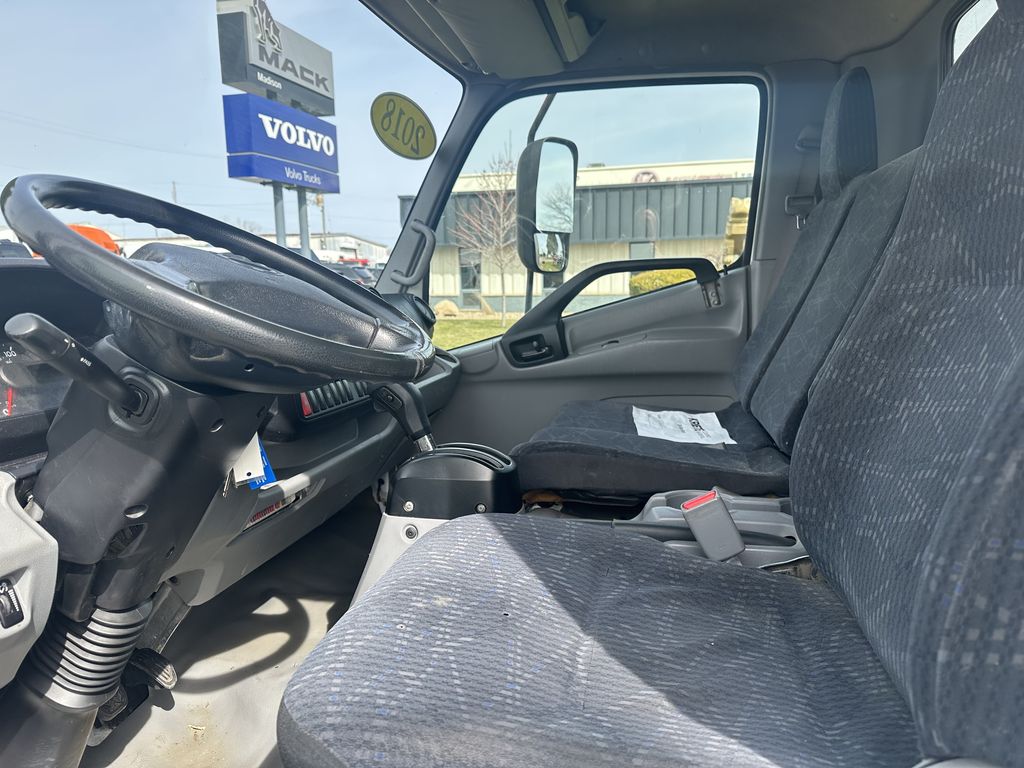 Slide images of 2018 HINO 155