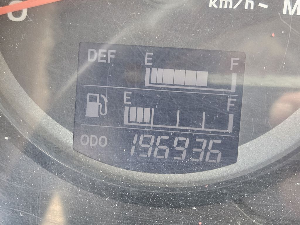 Slide images of 2019 HINO 268A
