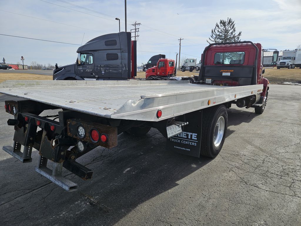 Slide images of 2019 HINO 268A