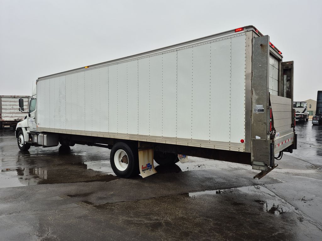 Slide images of 2019 HINO 338