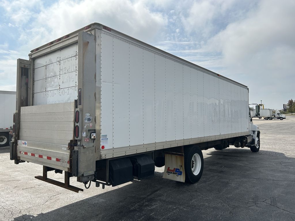 Slide images of 2019 HINO 338