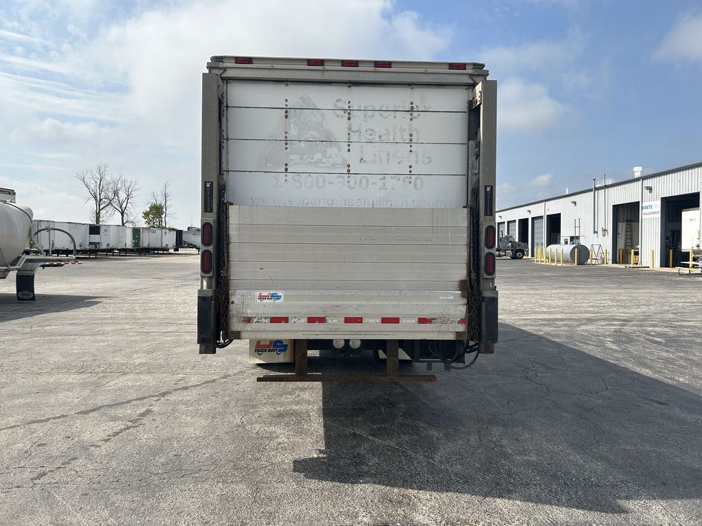 Slide images of 2019 HINO 338