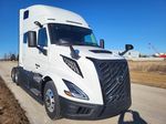 Slide images of 2025 VOLVO VNL64T860