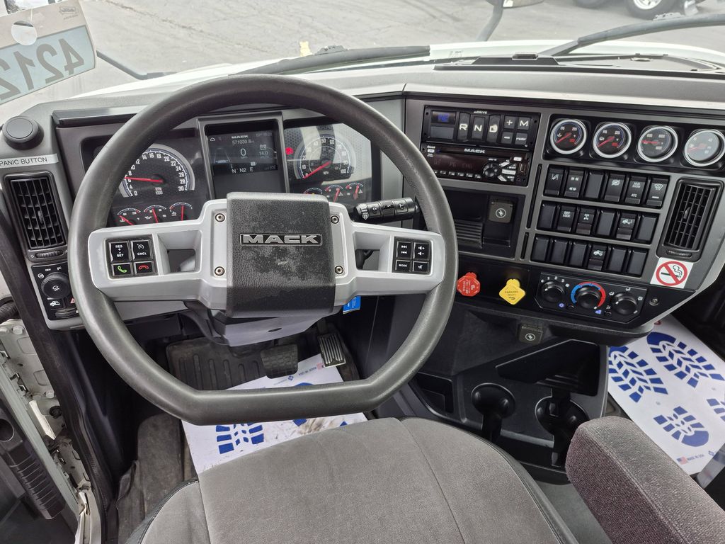 Slide images of 2019 MACK AN64T DC