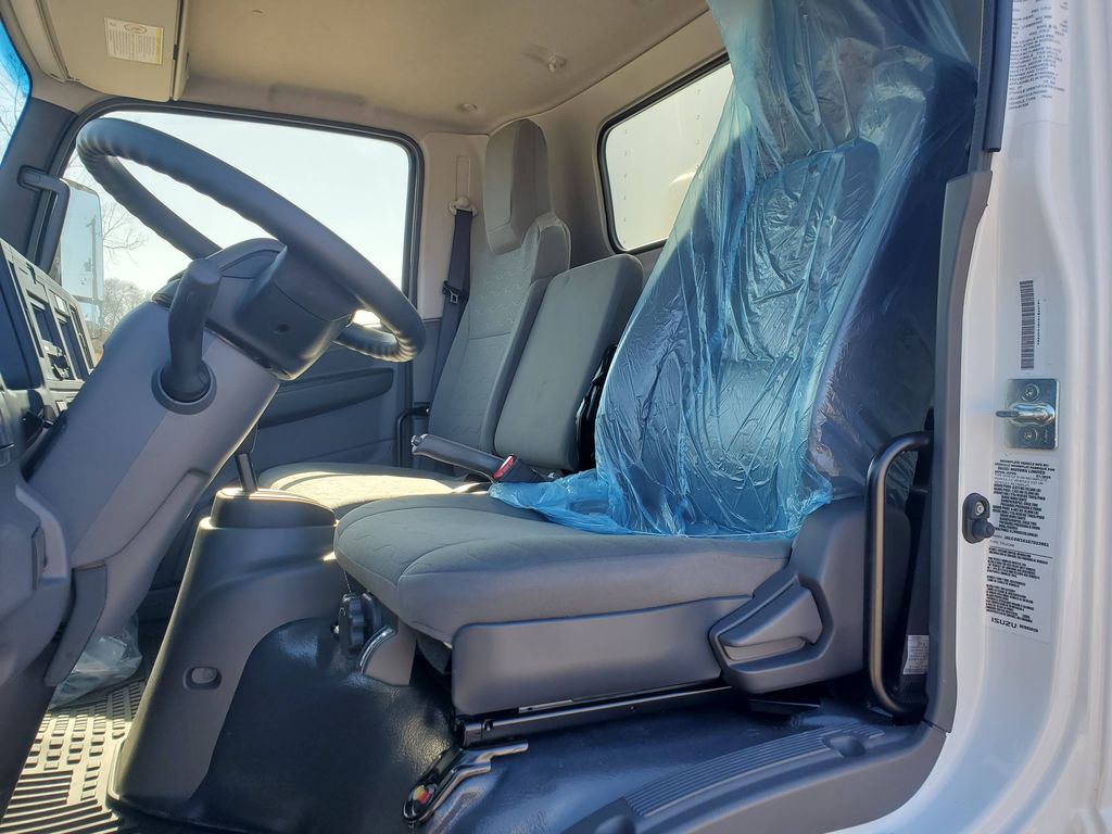 Slide images of 2025 ISUZU NPR HD