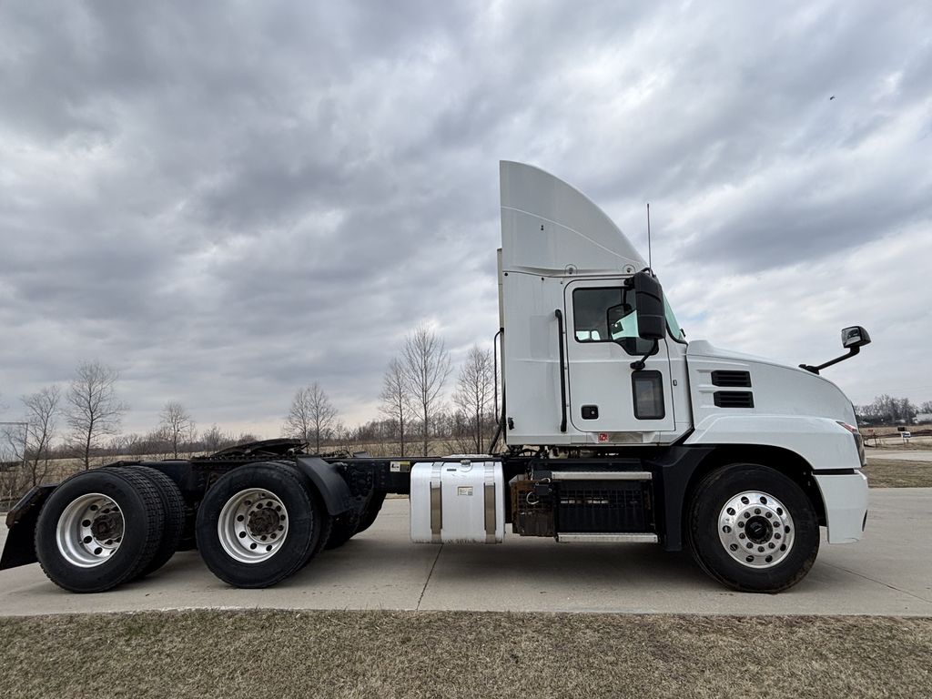 Slide images of 2020 MACK AN64T DC