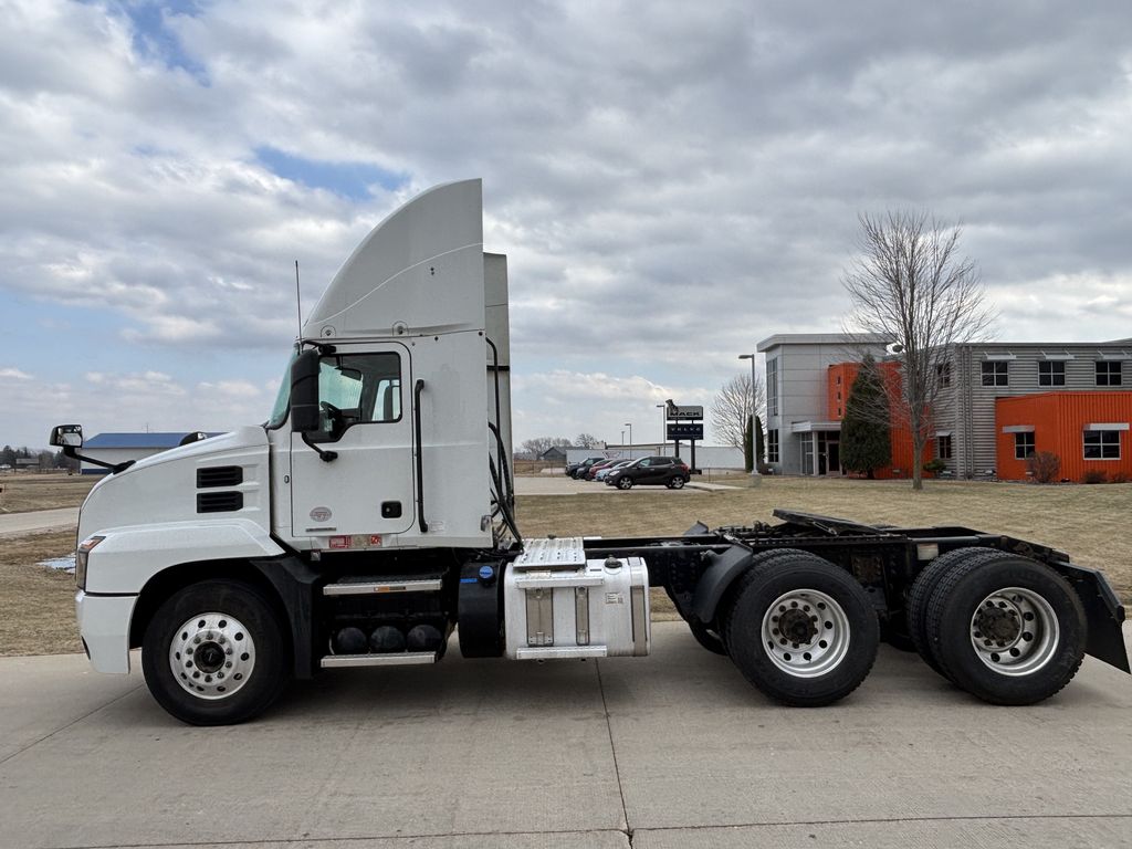 Slide images of 2020 MACK AN64T DC