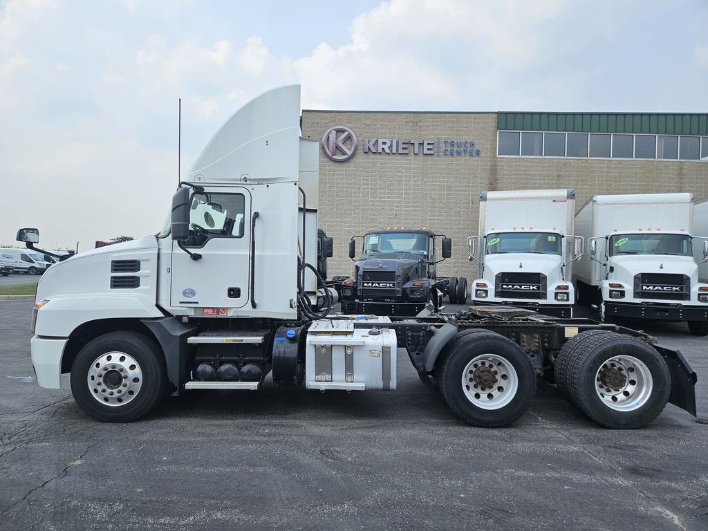 Slide images of 2020 MACK AN64T DC