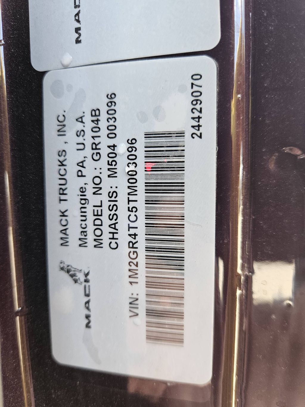 Slide images of 2026 MACK GR104B