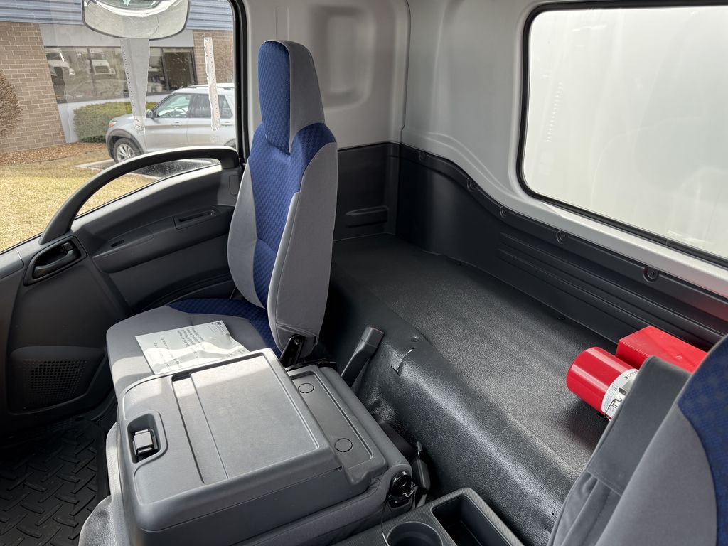 Slide images of 2025 ISUZU FTR