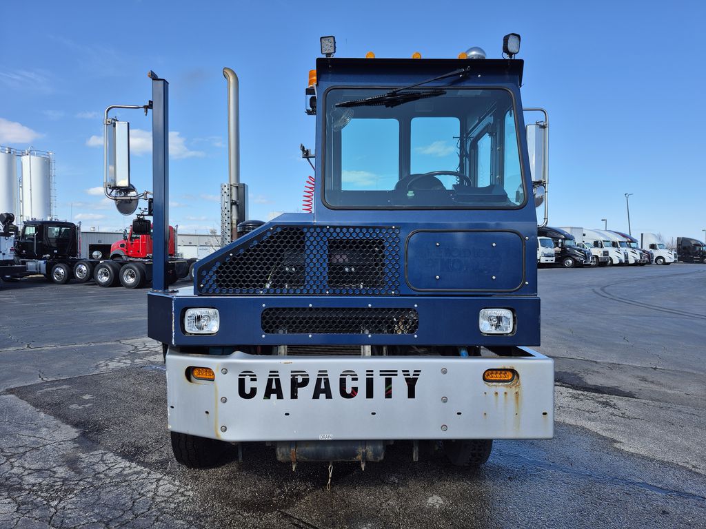 Slide images of 2021 CAPACITY TJ500DR