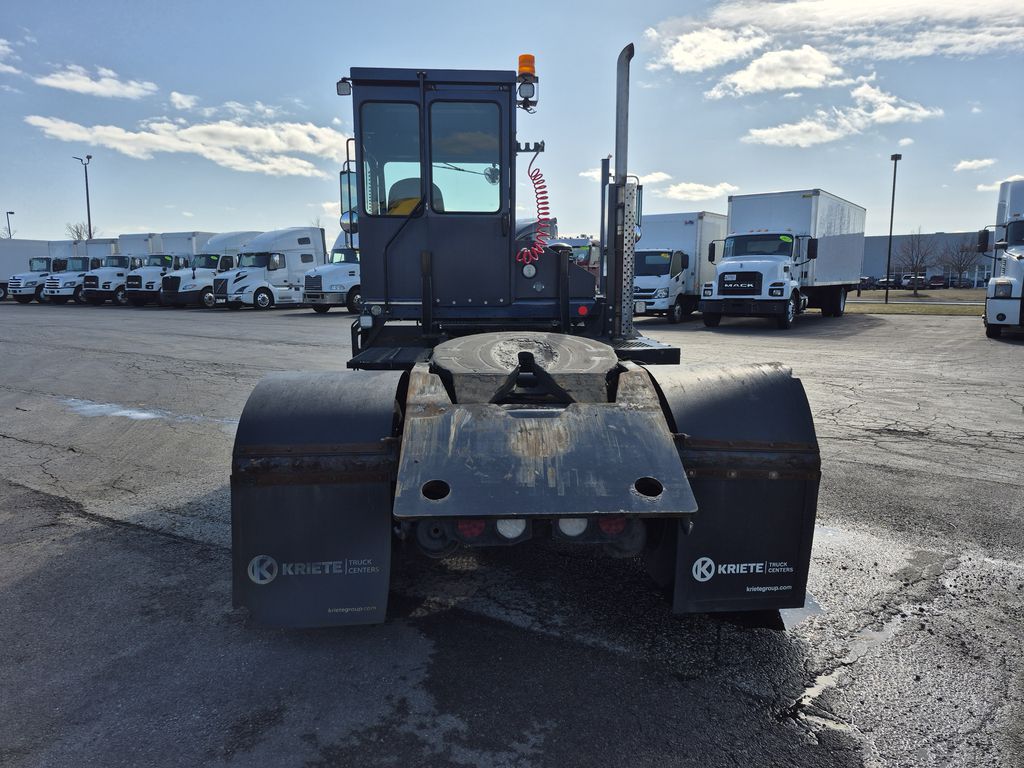Slide images of 2021 CAPACITY TJ500DR